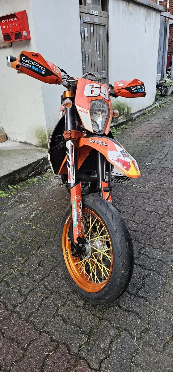 KTM 690 SMC R 12년식 모타드